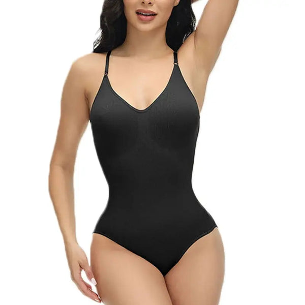 Maillot de bain une pièce noir avec de fines bretelles et un décolleté en V.